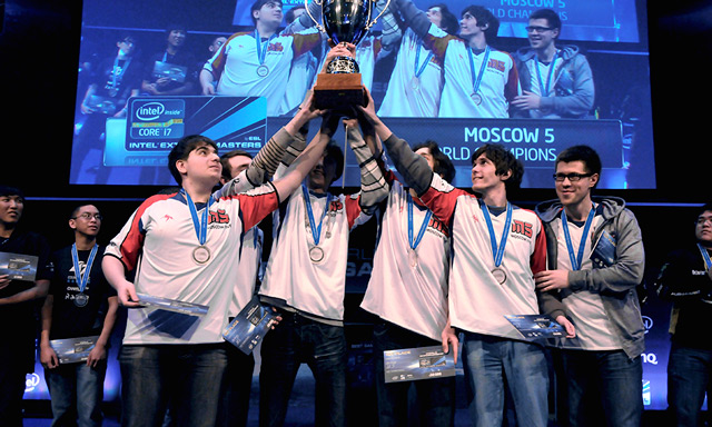 极致团队合作，G2的完美技能组合赢得了第一场比赛！G2 1-0 TE