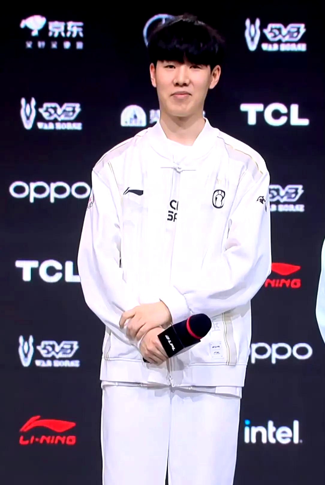 LPL夏季赛第二周最佳阵容出炉，LNG成为最大惊喜