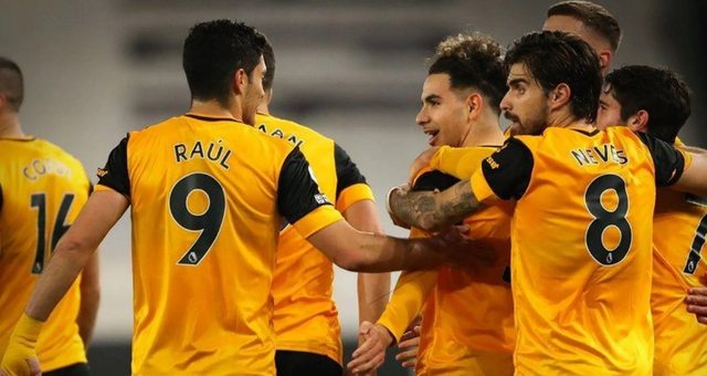 在赢得 Major 后更换阵容？