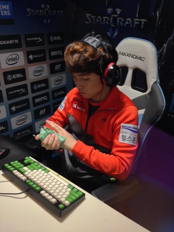 CSGO数据统计：S1mple与家人团聚后数据表现直线上升