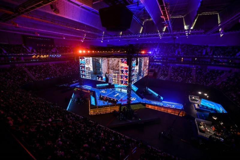 吉吉国王反野打法！韩跑跑反红思路教学，观众：骗了两个大招不亏